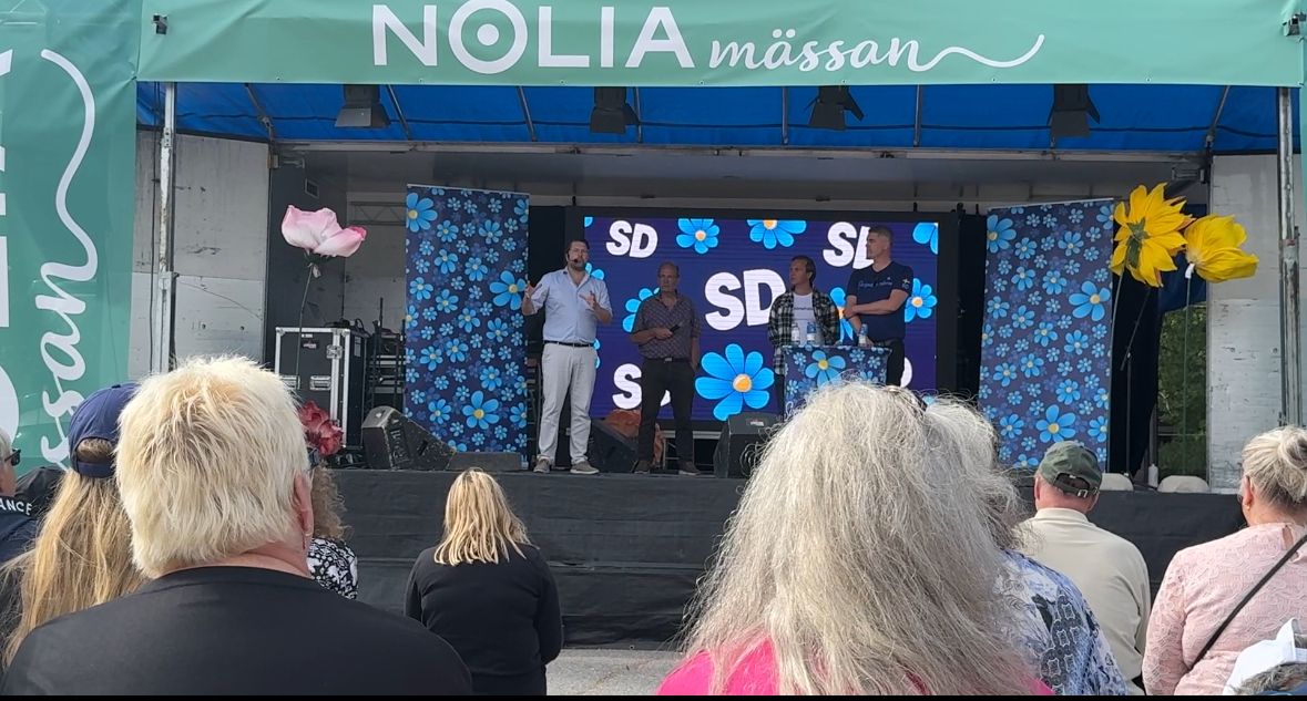 Jimmie Åkesson (SD) besökte Noliamässan i Piteå den 5 augusti. Nu ökar partiet i kommunen. Foto: Riks