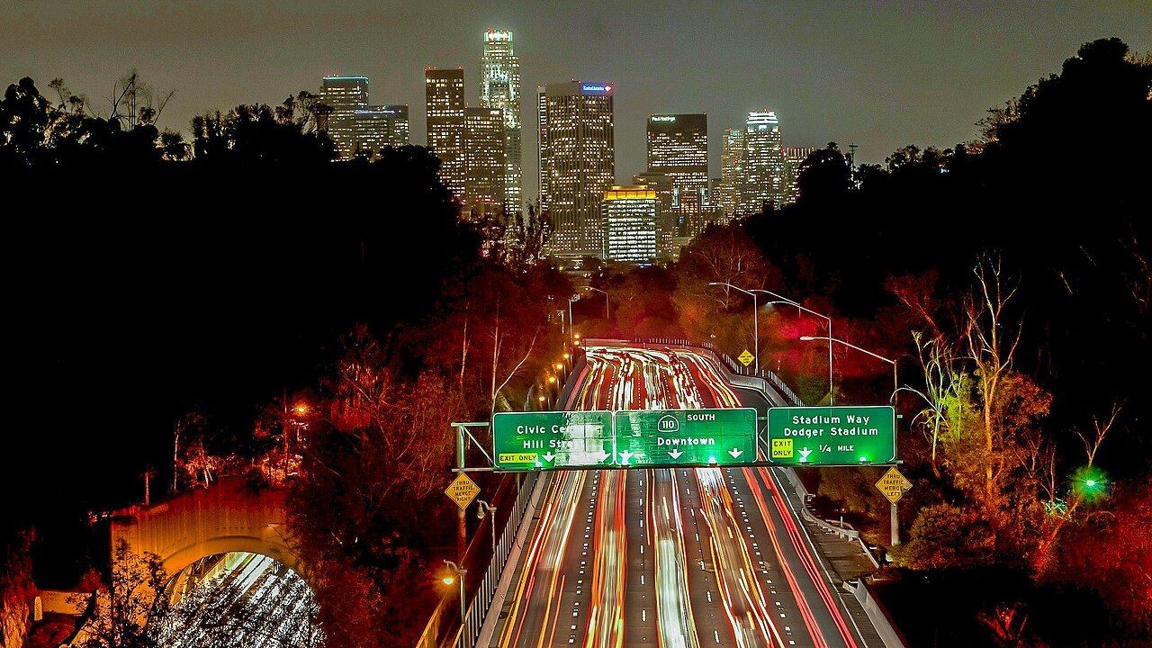 LosAngelesandskylineatnightCaliforniaU.S.jpg