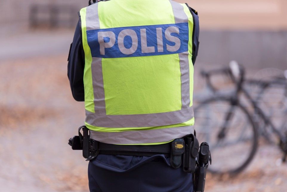 Polis.jpg