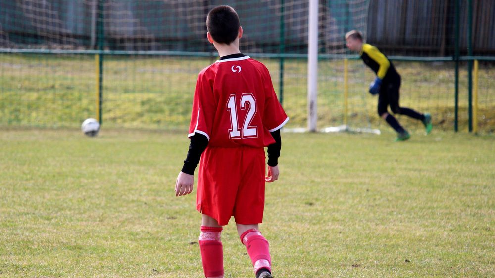 7721622-football-3290458.jpg