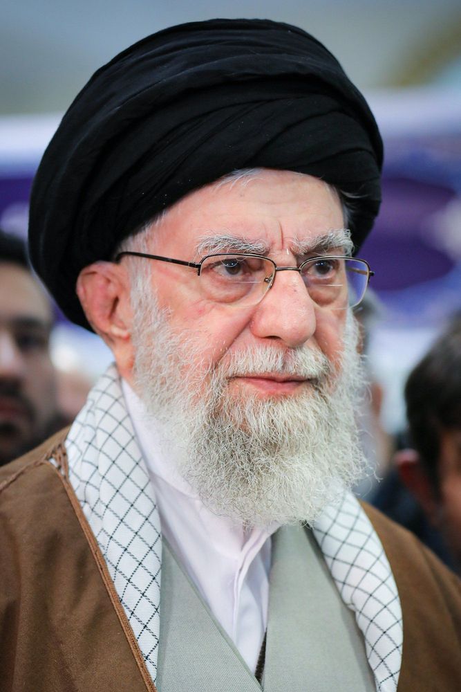 AliKhamenei14031102cropped.jpg