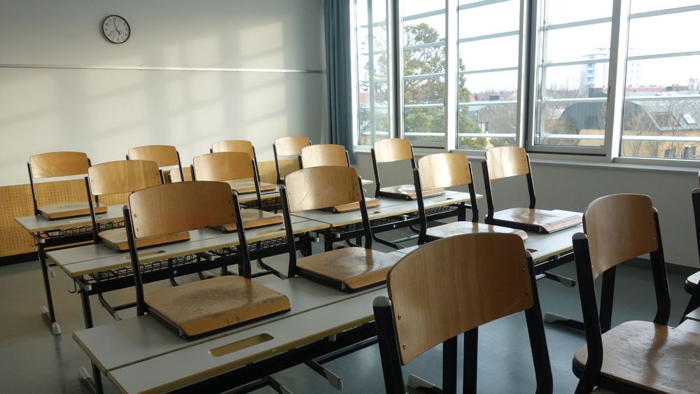 Över 850 elever borta från skolan – Aspling (SD): "Asylbedrägeri"