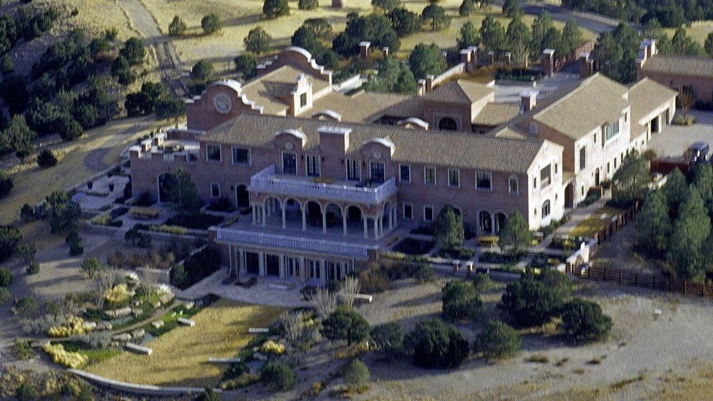 EFTA00028566-AerialviewofZorroRanchmansioninNewMexico1.jpg
