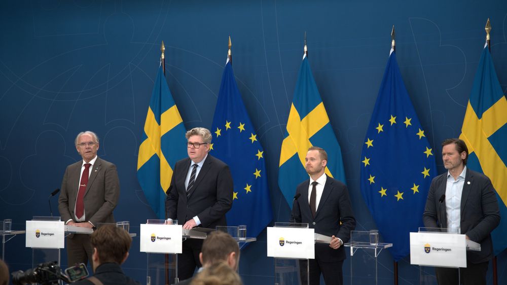 Pressträff-9-april.jpg