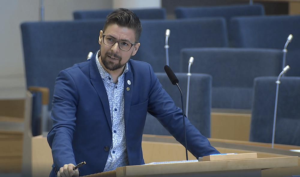 Linus förlorade riksdagsplatsen till Mohamed: "Otroligt trist"