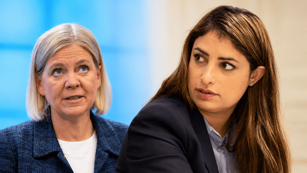 Nooshi Dadgostar (V) och Magdalena Andersson (S) träffas efter inställd träff