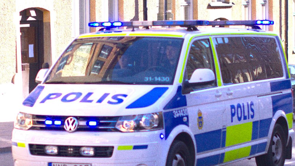 polisbuss-arkivbild-feature.jpg