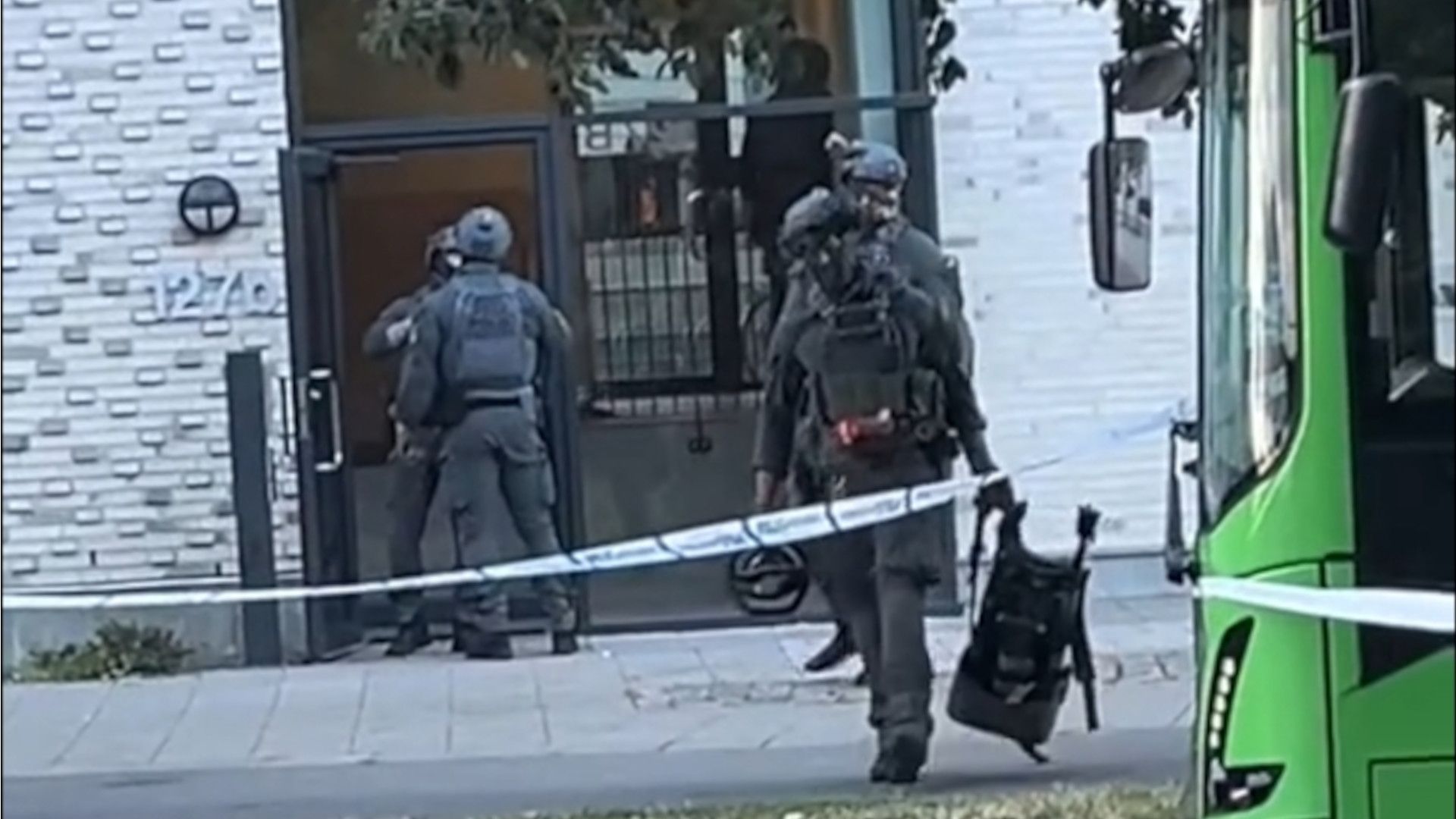 Två allvarligt skadade i "större familjebråk" i Malmö
