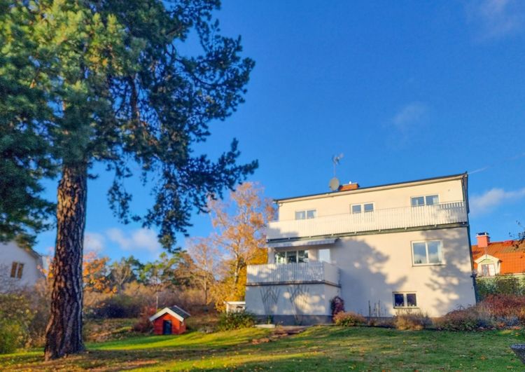 900 lägenheter i Nackas villaområde –  KD säger nej