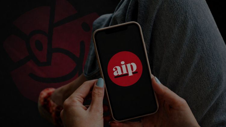 Socialdemokraternas sajt utelämnar ägaruppgift – ändras i tystnad
