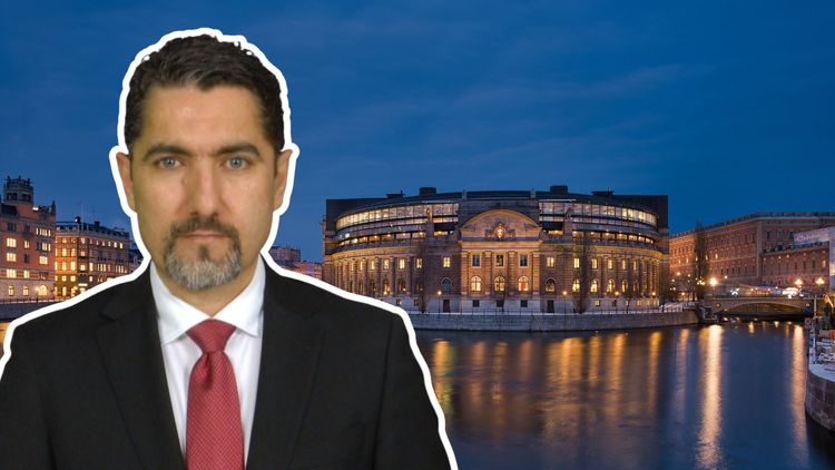 Nima Rostami: Det räcker inte att emellanåt låna makten av sossarna