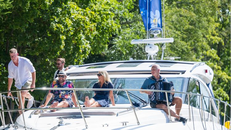 Göta kanal ville stoppa SD:s flaggor – chefen: Vi "gick lite för långt"