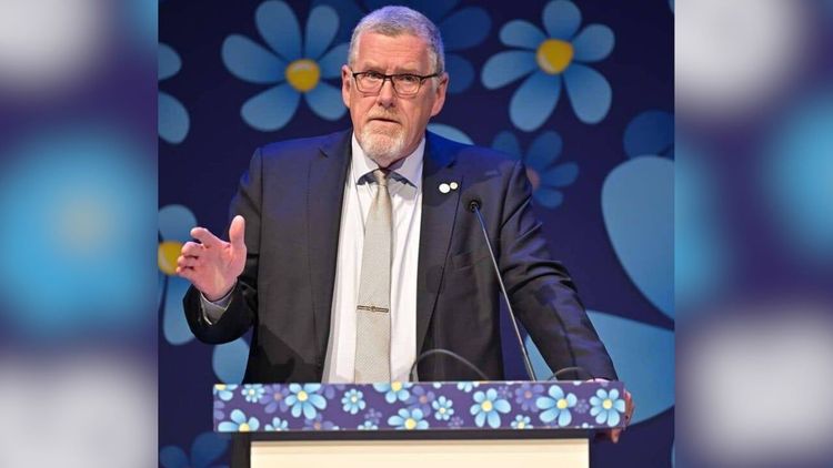 DEBATT: Miljöpartiet hatar alla oss som kör bil