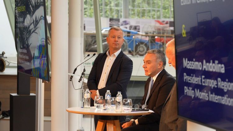 Charmoffensiv från tobaksbranschen