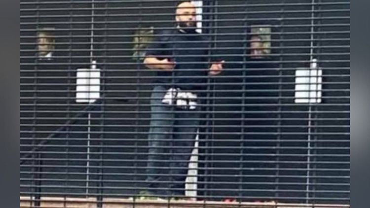 Två personer döda efter attack mot synagoga i Manchester – det här är känt om gärningsmannen