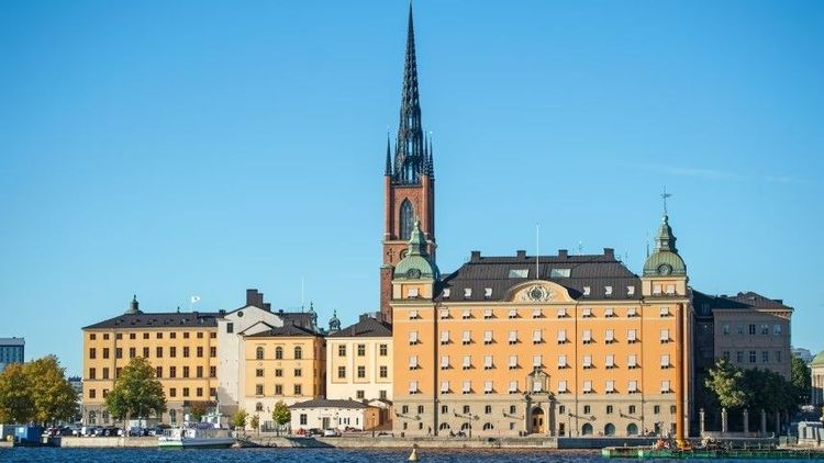 Ny dom: Utvecklingsstörning ger undantag från försörjningskravet