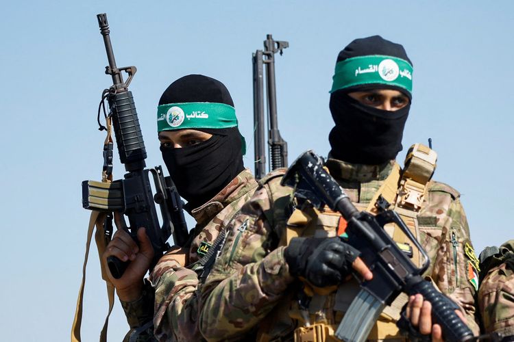 Majoritet av palestinier stödjer fortfarande Hamas attack den 7 oktober