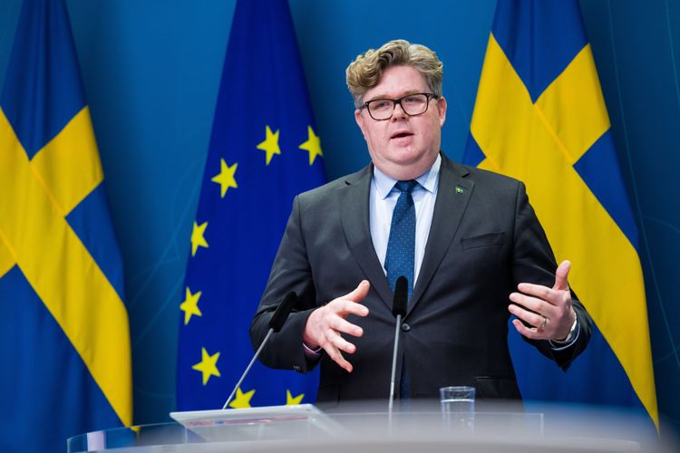 Regeringen: Utländsk finansiering av trossamfund ska kunna stoppas