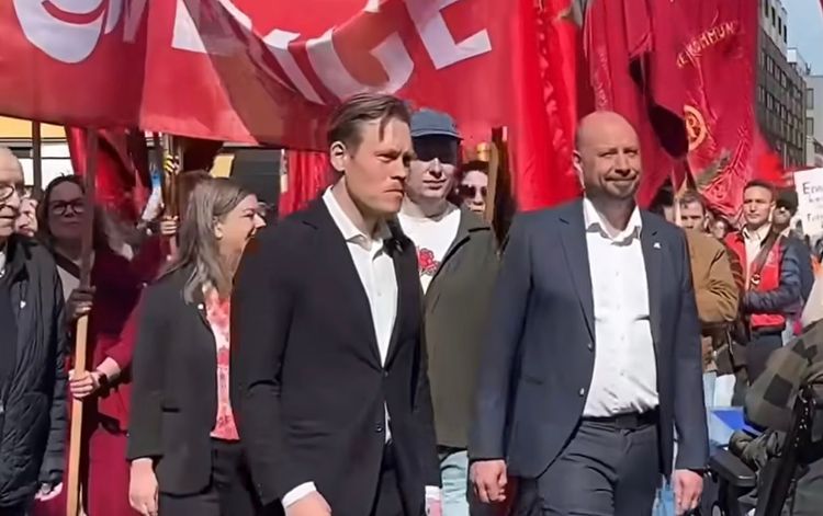 Umeås kommunalråd (S) förklarar övergreppen inom äldreomsorgen: Andelen äldre ökar