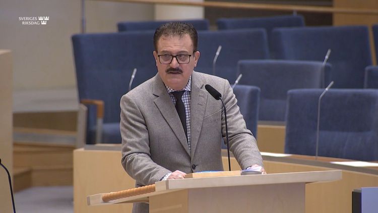 El-Haj kapar Jomshofs (SD) debatt i riksdagen om islamofobi