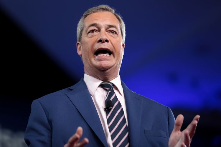 Nigel Farage kräver hårdare tag: ”Säkerheten för kvinnor och flickor får aldrig offras"