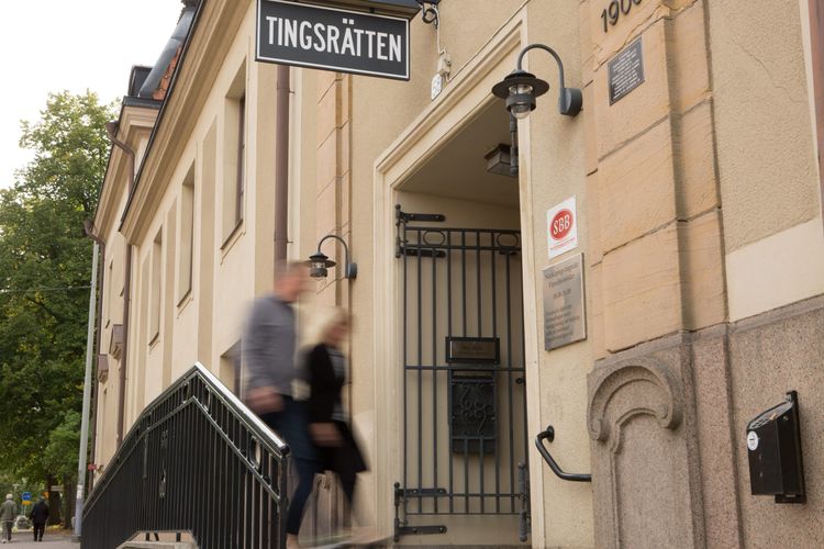 Två män dömda till fängelse för grov våldtäkt i Norrköping