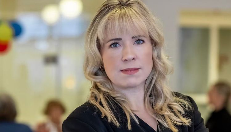 Moderaterna: Inför omedelbar hbtq certifiering av hemtjänsten