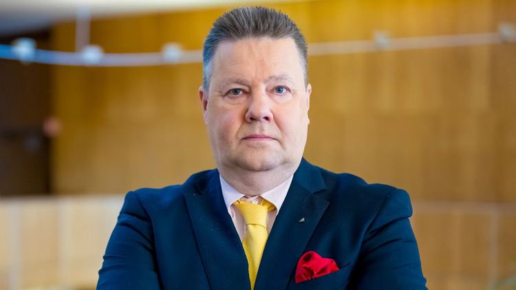 SD: Förtroendet för regiondirektören förbrukat efter Millennium-haveriet