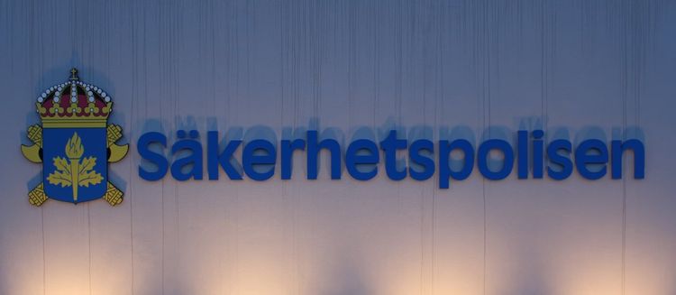 Terrorhotet kvar på förhöjd nivå – IS väntas använda insiders