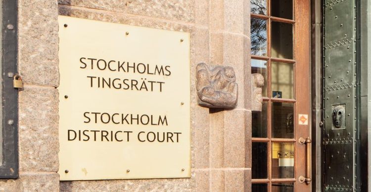 Rappare häktad misstänkt för våldtäkt
