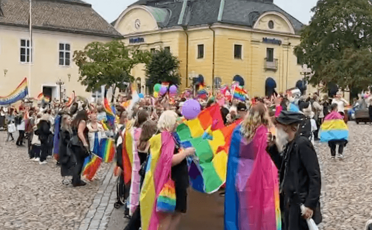 JO: Förskolor bör inte ordna Pridetåg och andra demonstrationer