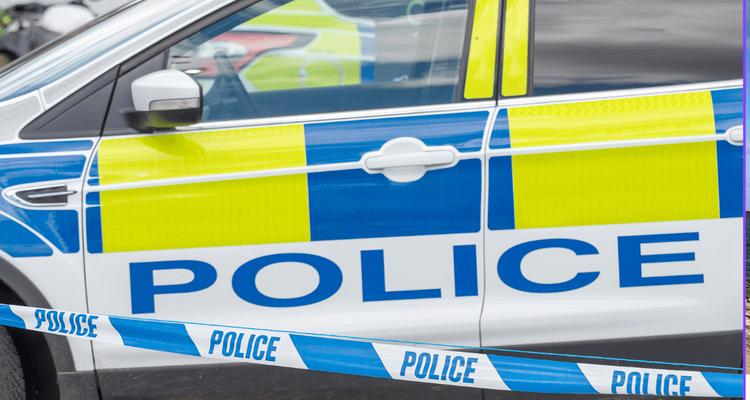 Norsk 18-åring dömd i Storbritannien – riskerar 45 års fängelse för mordplan åt Foxtrot