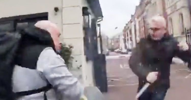 "Grönt ljus för extremister" – man slipper fängelse efter knivattack mot 
islamkritiker