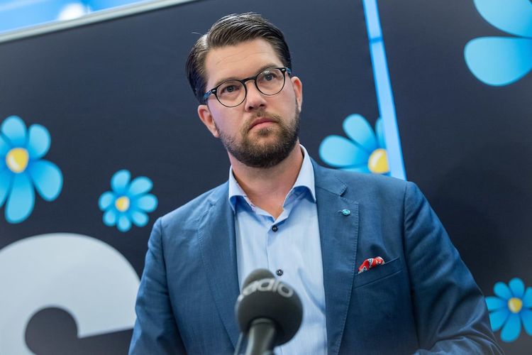 SD föreslår att omfördela Arvsfondens 16 miljarder kronor till Försvarsmakten