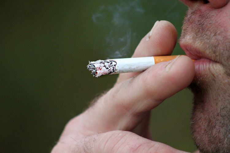 Nej till cigg – Spanien vill få bort rökning utomhus