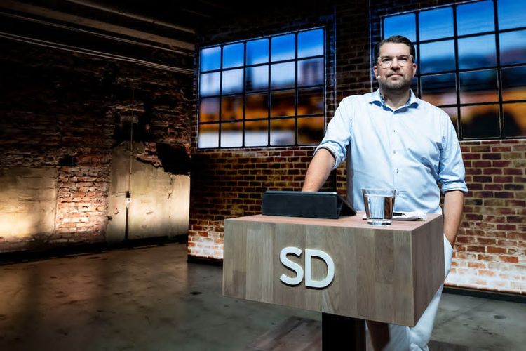 SD: Öppna mentalsjukhusen