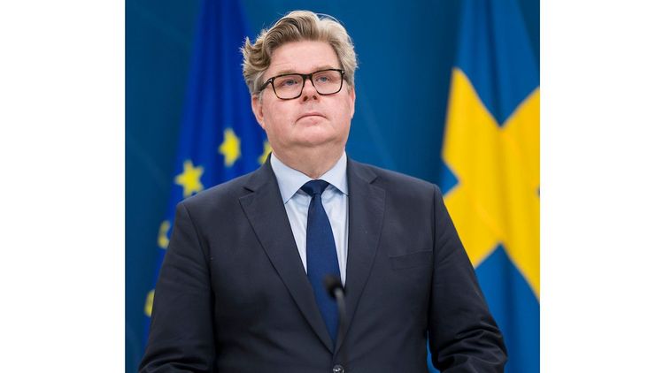 Regeringen föreslår utökade åtgärder mot digital gängrekrytering