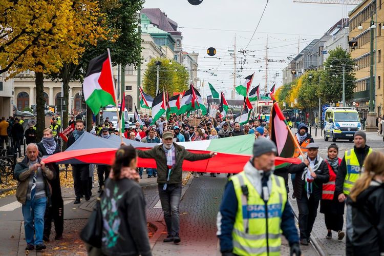 Pro-palestinska aktivisternas plan: ska “överbelasta” polisen