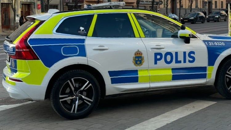 Mordförsök mot kvinna i Midsommarkransen