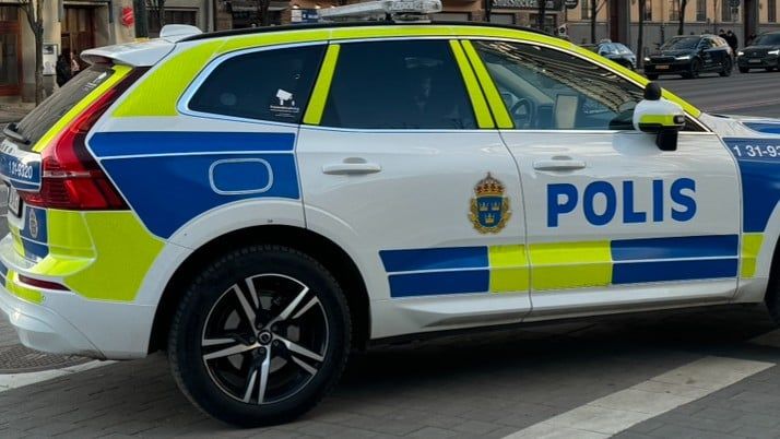 polis1.jpeg