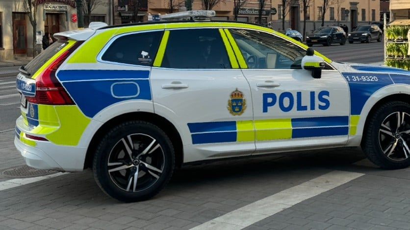 polis1.jpeg