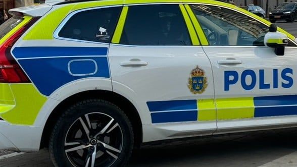 polis1.jpeg