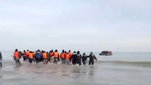 Belgien kräver stopp för migrantbåtar – vill ha marin barriär