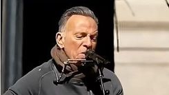 Springsteen-Minnesota.jpg